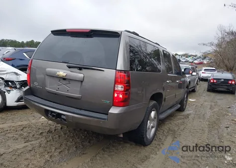 2011 Chevrolet Suburban 1500 Ls from USA, damaged, VIN 1GNSCHE00BR285120